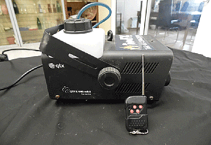 Equipment Hire/ QTFX-900 Smoke Machine